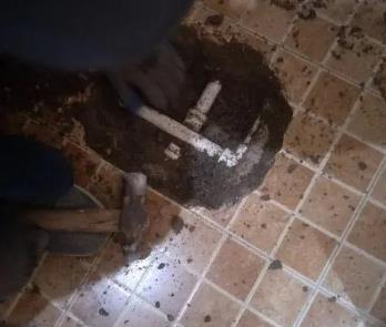 莘县卫生间漏水维修公司为您分享下卫生间渗水如何处理及注意事项